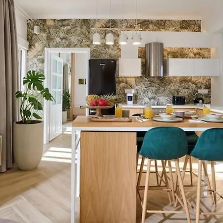 Kaizen Chania - New Just 350m Away With Private Jacuzzi And Free Parking!