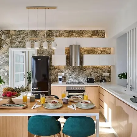 Kaizen Chania - New Just 350m Away With Private Jacuzzi And Free Parking! Chania (Crete)